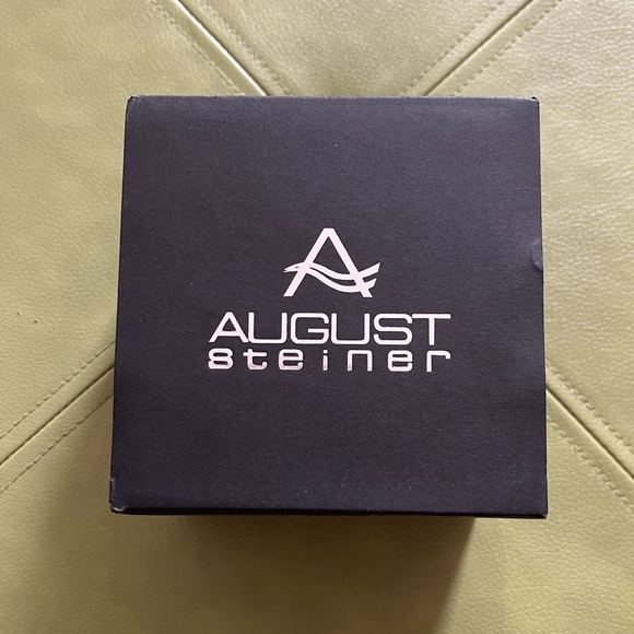 Ladies quartz mesh bracelet Watch - Picture 4 of 6